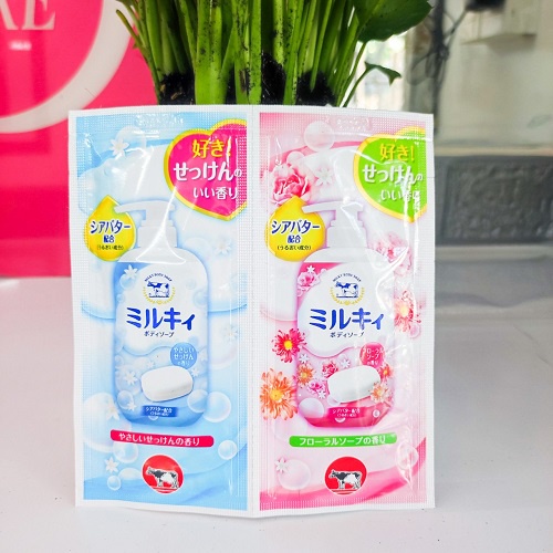 Set 2 Túi Sữa Tắm Dưỡng Trắng Mịn Da Cow Milky Body Soap Floral Refil (Dạng Túi 12mL)