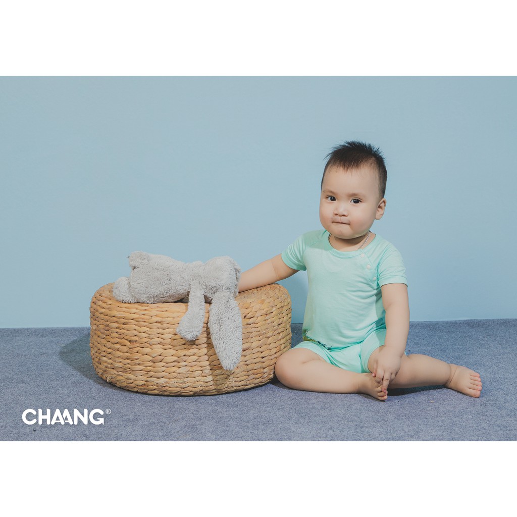 Bộ body cộc cúc chéo bé trai Lake xanh CHAANG