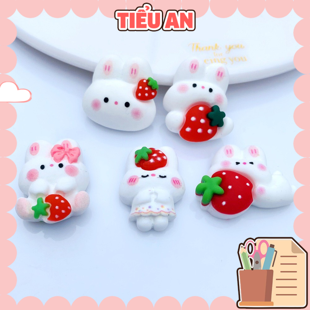 Charm  slime/ Dụng Cụ Charm Trang Trí  Bé Thỏ Trắng & Quả Dâu - Giá 1 cái