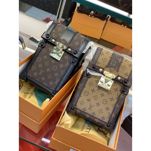 LOUIS VUITTON Túi đeo chéo đựng điện thoại in logo lv sang trọng