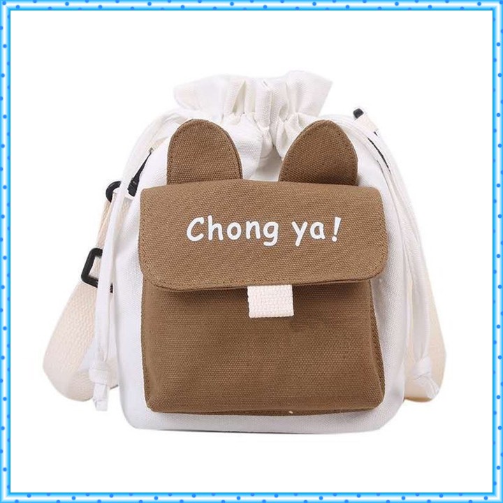 Túi đeo chéo dây rút trơn dễ thương tặng móc khóa bông