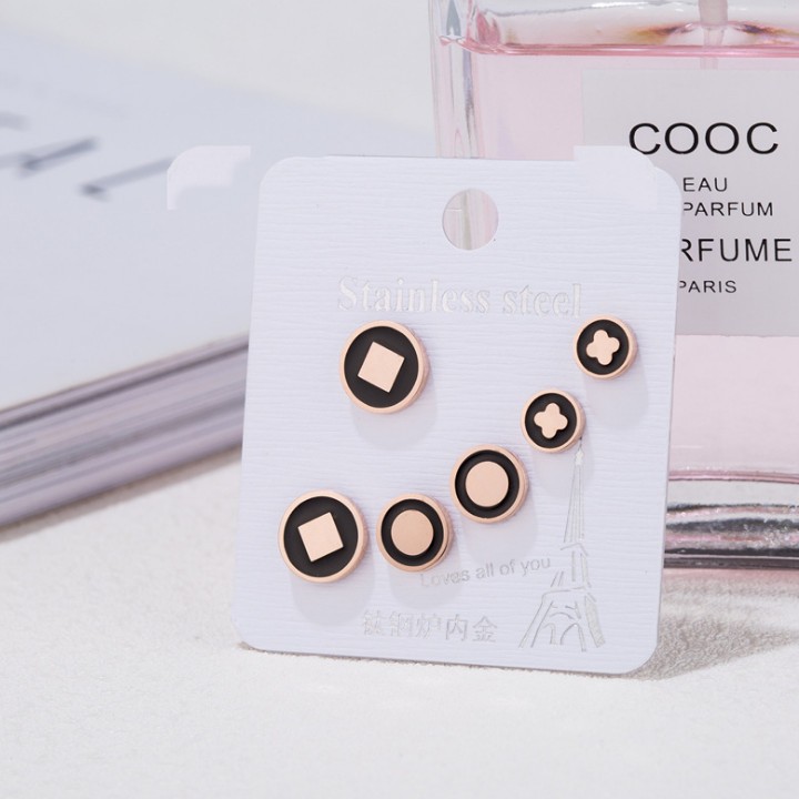 Bộ 3 Đôi Bông Tai Titan Không Đen TT 1731