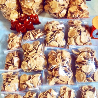 Bánh phồng chả cá chiên giòn