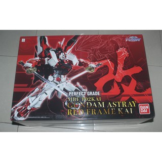 Mô hình lắp ráp PG 1/60 Gundam Astray Red Frame Kai