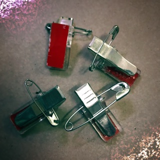 Combo 10 Ghim kẹp cài bảng tên có keo