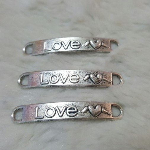 Thanh love 2 móc 2 bên : charm giá rẻ 100 gram = 45k