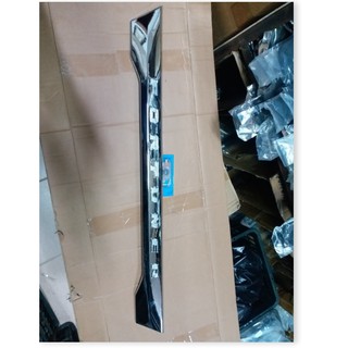 Ốp tay  cốp xe Fortuner 2012-2015