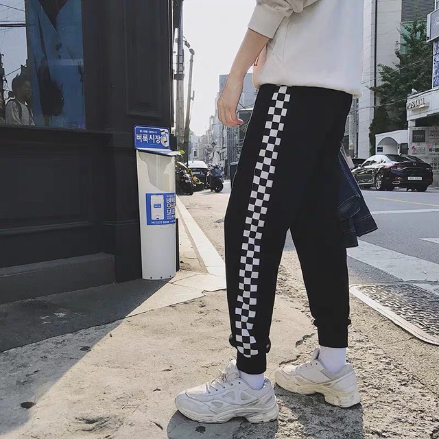 [Mã FADIRECT20 giảm 20K đơn 150K] Quần jogger Nỉ unisex Sọc Caro nam nữ phong cách ulzzang Wind