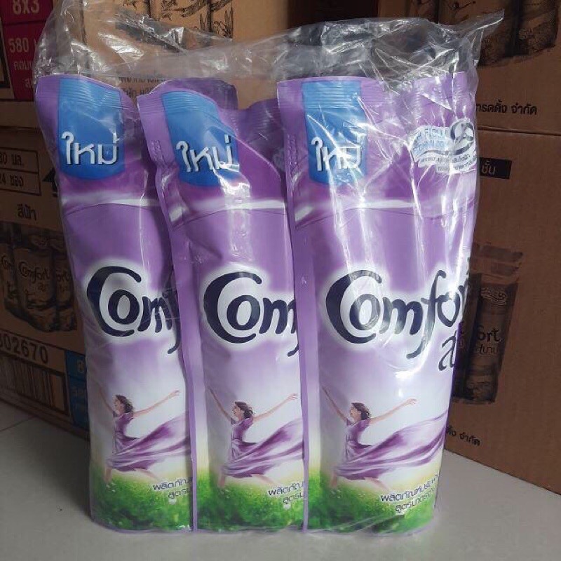 3 túi nước xả vải Comfor Thái lan ( mỗi túi 500ml)