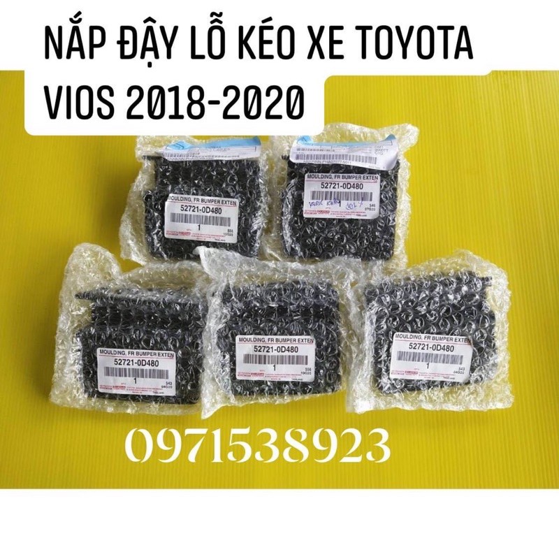 Năp chụp lổ kéo xe hay còn gọi nắp đậy lỗ kéo xe toyota vios 2018-2020 mã sp 527210d290 xịn chinh hãng toyota