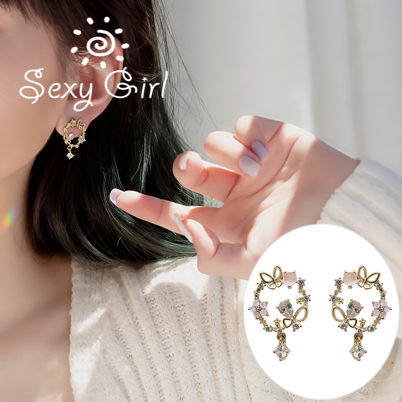 Bông Tai Tròn Nhỏ Hình Hoa Và Bướm Đính Ngọc Trai Nhân Tạo Thời Trang Dành Cho Nữ