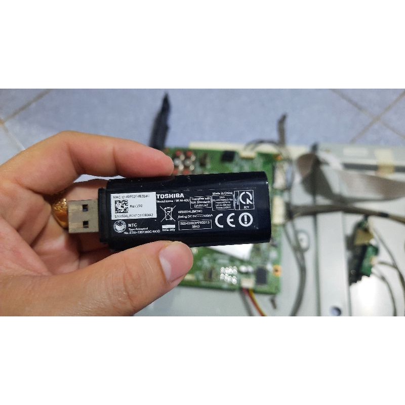 Bo xử lý và bo nguon tivi Toshiba 39L3300vn | BigBuy360 - bigbuy360.vn