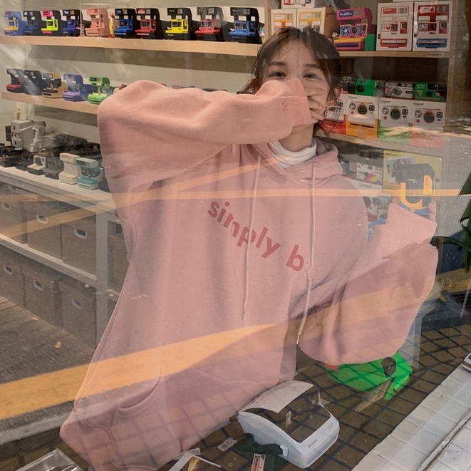 Áo hoodie mỏng tay dài dáng rộng màu hồng phong cách Hàn Quốc cho nữ | BigBuy360 - bigbuy360.vn