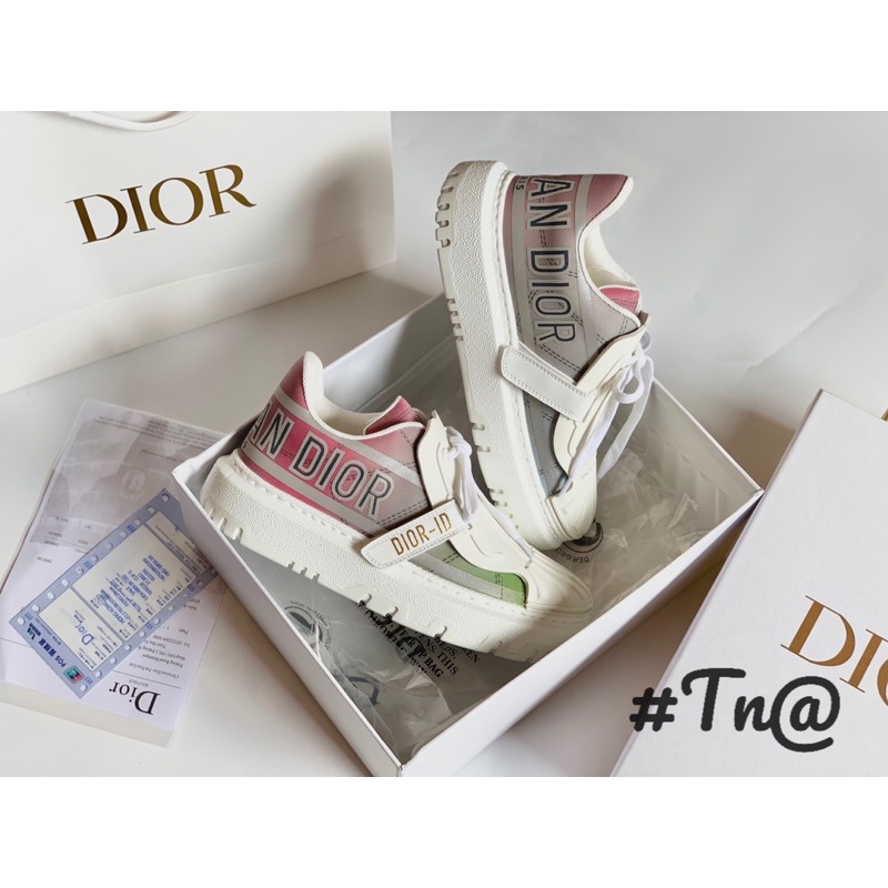 GIÀY THỂ THAO CD HỒNG PHA PHẢN QUANG