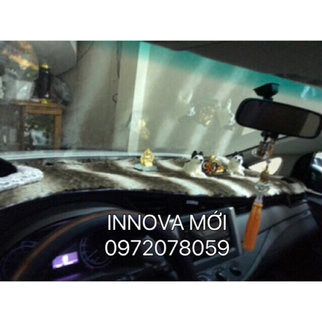 Thảm taplo lông thú - taplo innova
