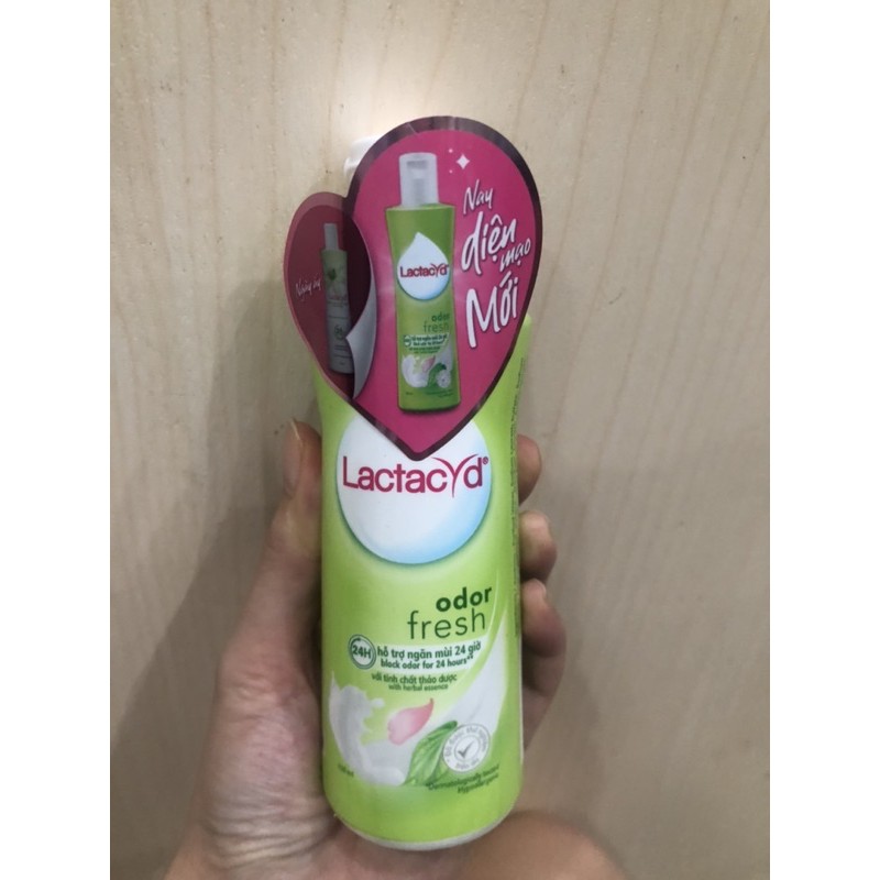 Dung Dịch Vệ Sinh Phụ Nữ Lactacyd Trầu không