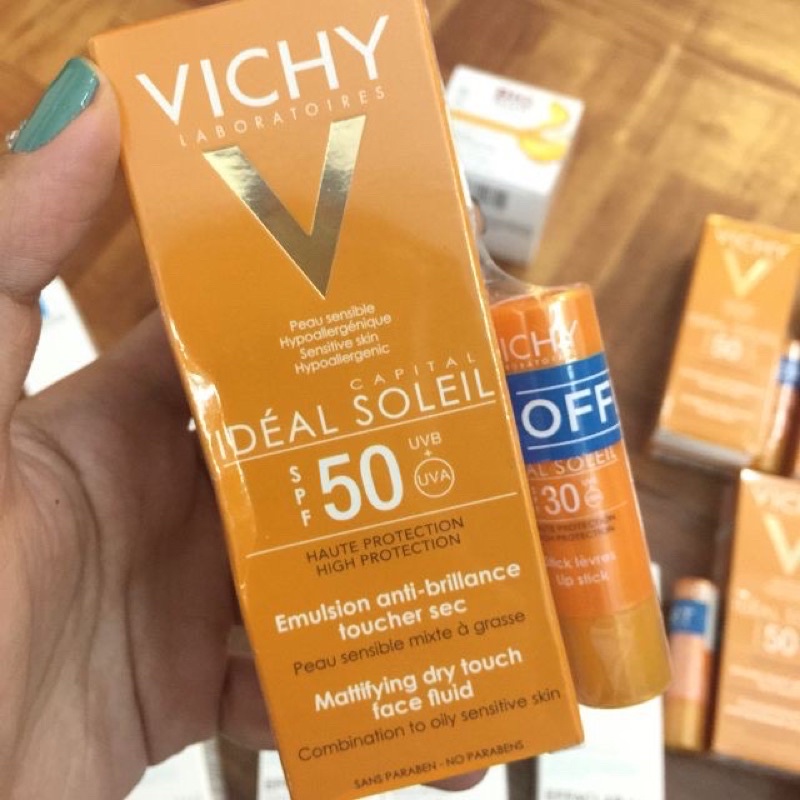 SIÊU RẺ - Kem Chống Nắng ( kemson)Không Gây Nhờn Rít Không Màu SPF50 Vichy Capital Soleil - Cam kết hàng chính hãng