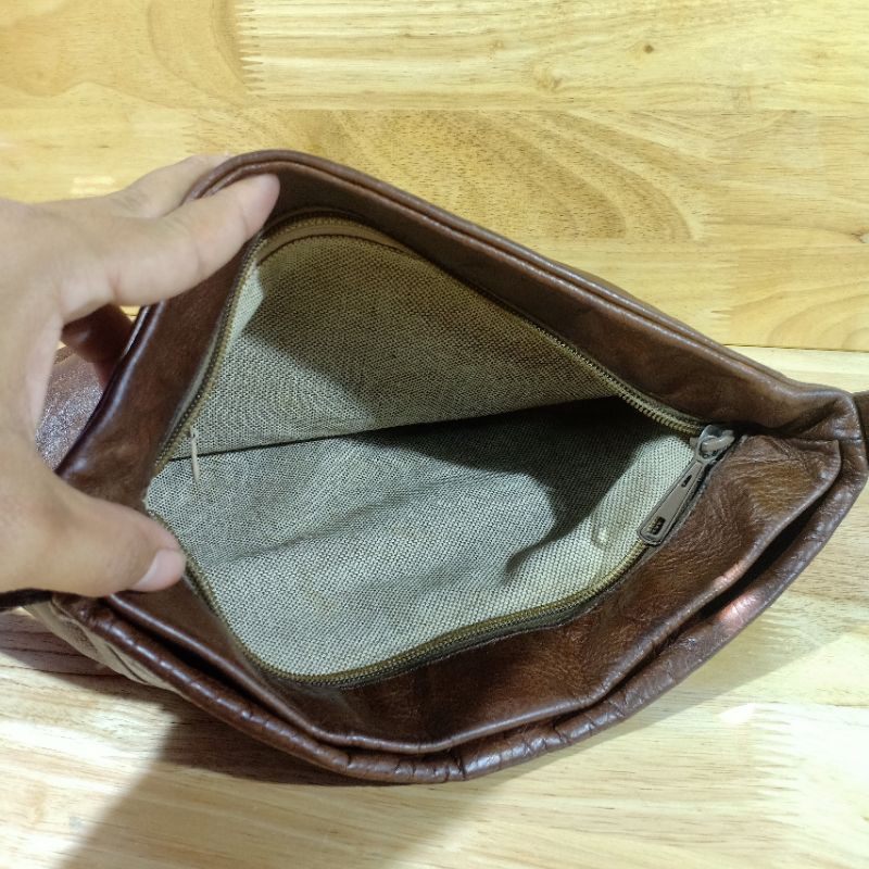 Túi xách đeo vai da thật secondhand  170809