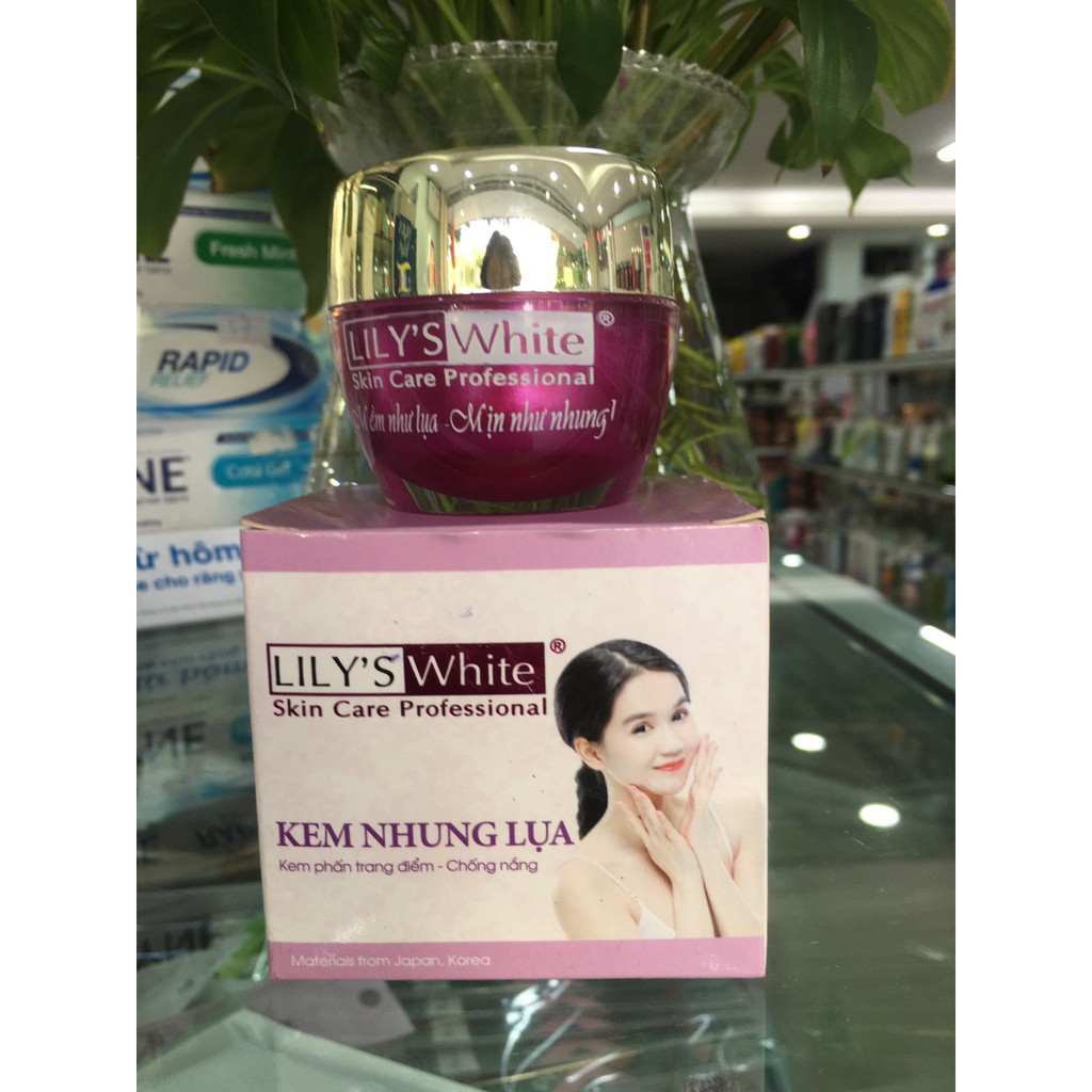 Kem nhung lụa Lily's White (Kem phấn trang điểm chống nắng)