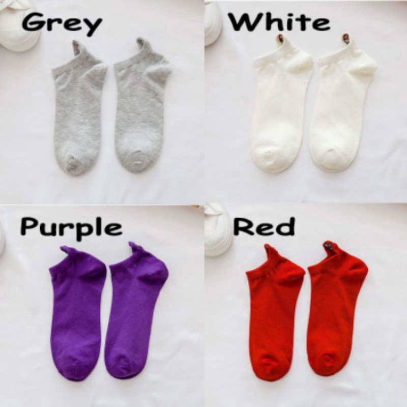 Đôi Tất Chân Cotton Thêu Hình Dễ Thương Cho Nữ