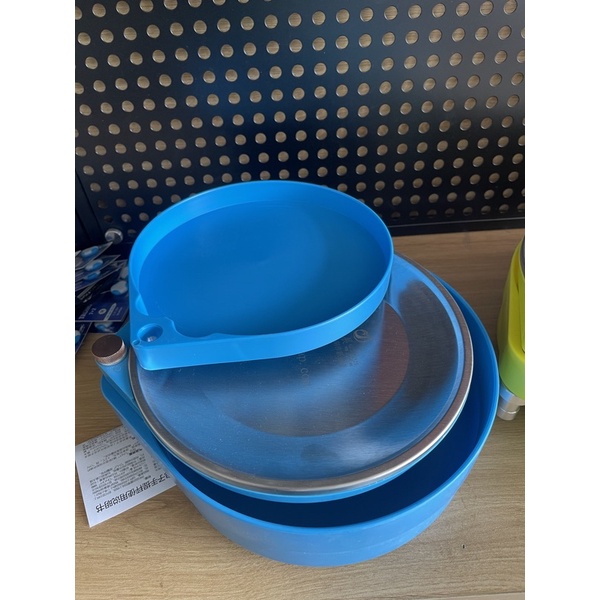 Khay mồi giọt nước