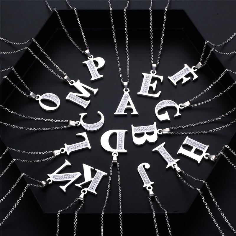 Dây chuyền thép không gỉ mặt 26 chữ đính đá đơn giản thời trang