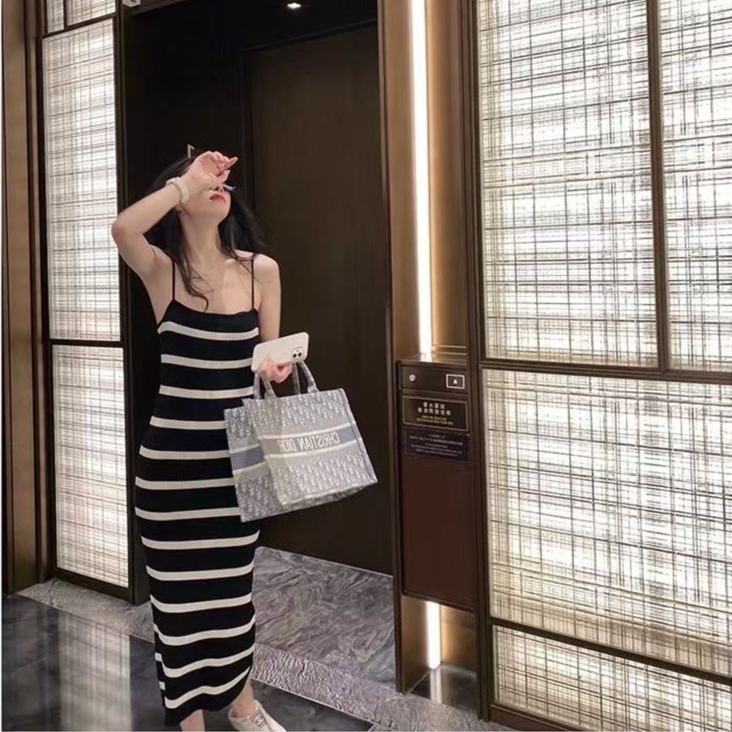 Đầm lửng SUXI hai dây dáng ôm kẻ sọc gợi cảm thời trang mùa hè dành cho nữ