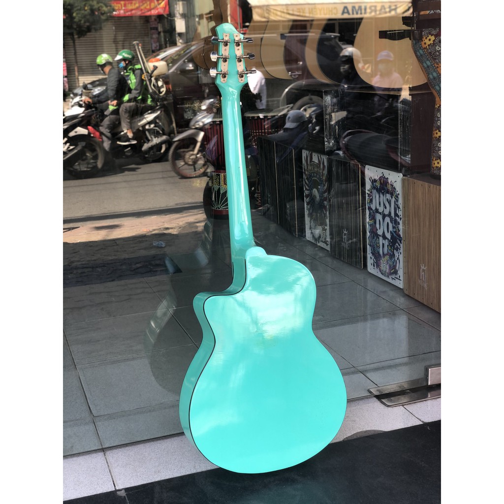 Đàn guitar acoustic giá rẻ màu xanh lá tặng kèm bao và phím gãy