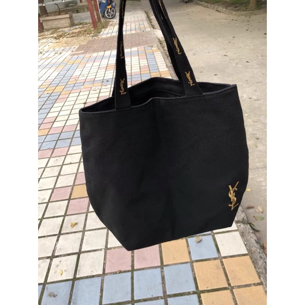 Túi tote giftvip y.s.ll đen