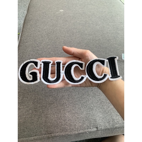 Sticker thêu gucci