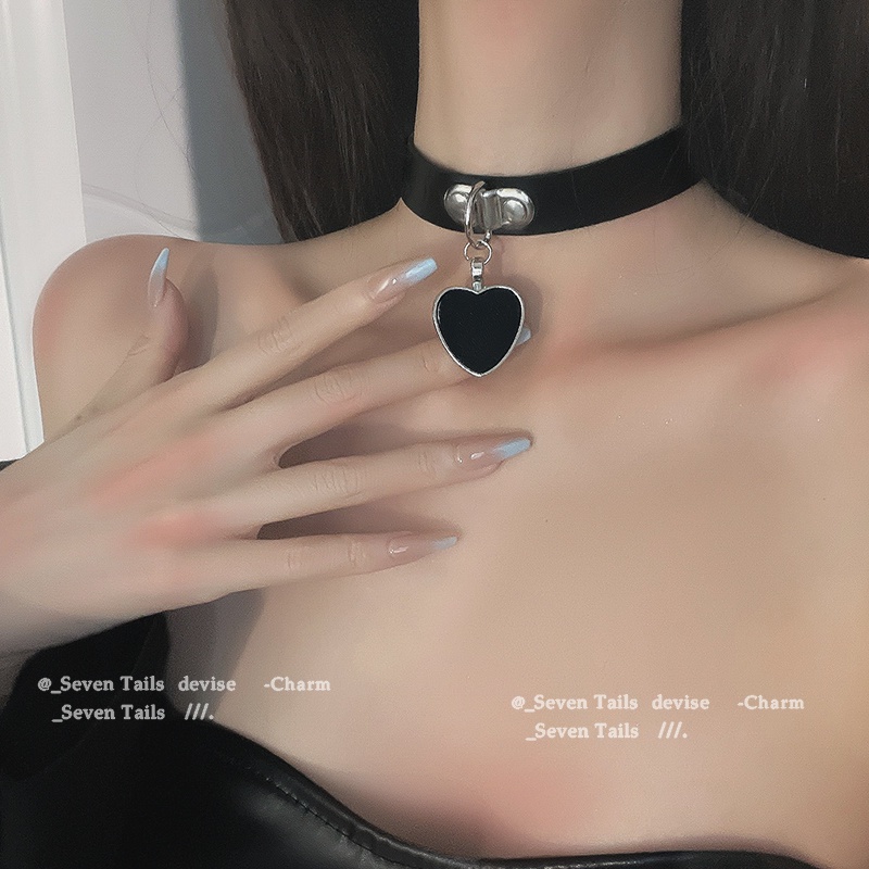 Vòng Cổ Dây Xích Ngắn Mặt Trái Tim Phong Cách Hàn Quốc Cổ Điển Cá Tính Dành Cho Nữ