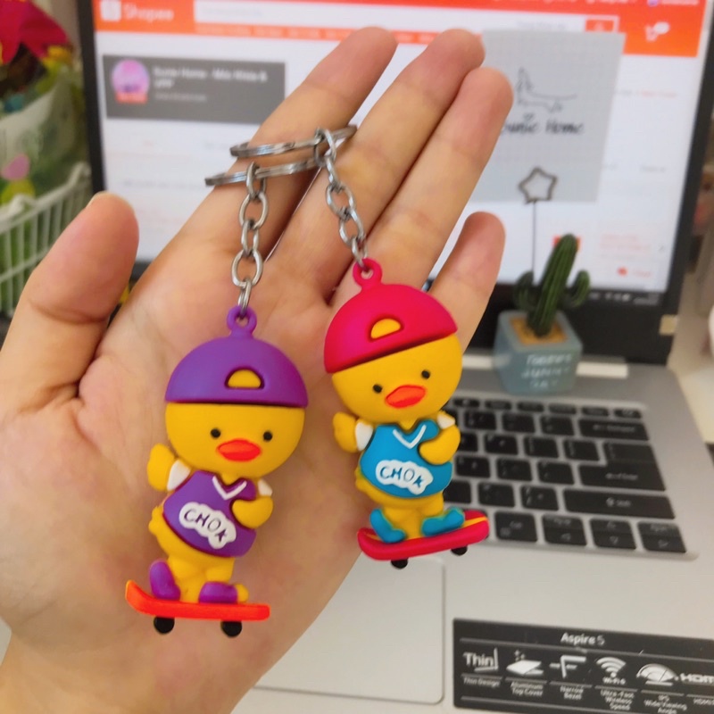 Móc Khoá Vịt Trượt Ván