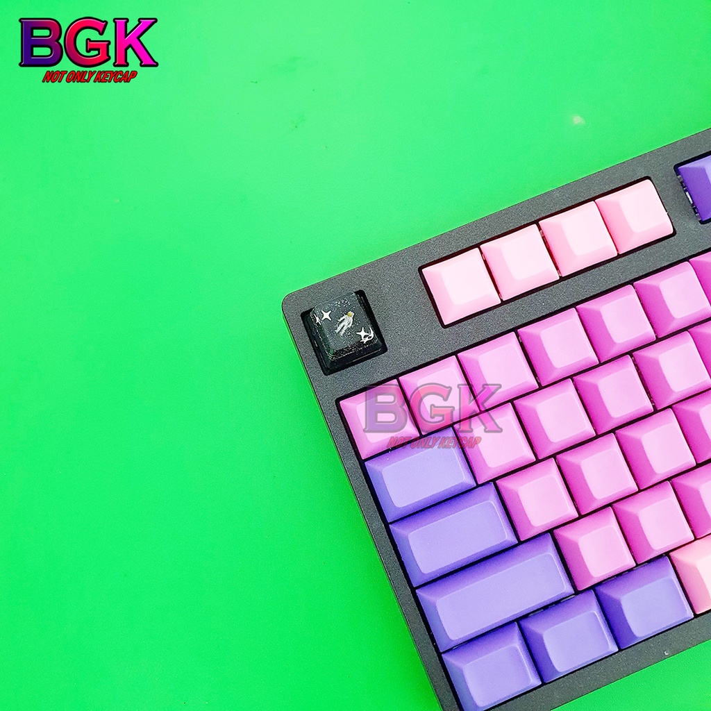 Keycap Lẻ hình Phi hành gia bay ngoài vũ trụ OEM profile