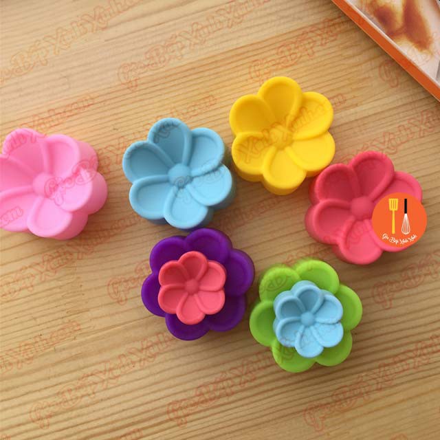 Set 10 khuôn silicon hoa sao 5 cánh lớn nhỏ làm socola thạch kẹo rau câu Thái 3cm 5cm