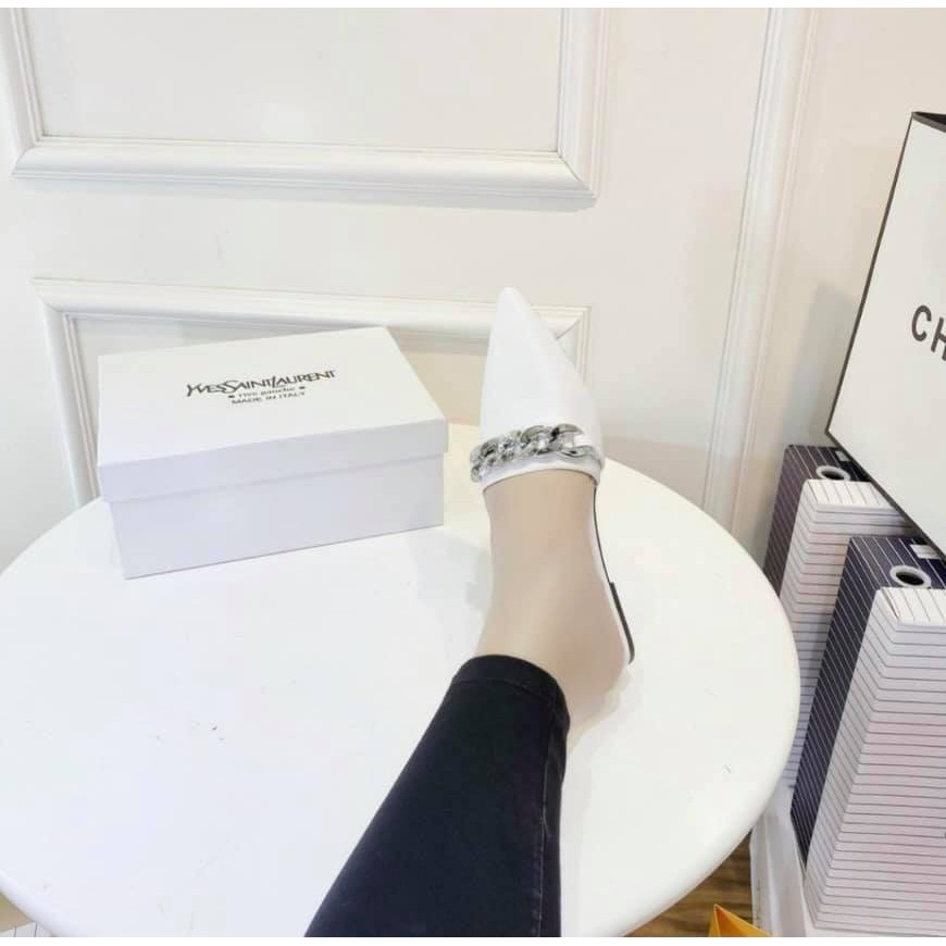 GIÀY SỤC MŨI NHỌN VIỀN XÍCH NHỎ | BigBuy360 - bigbuy360.vn