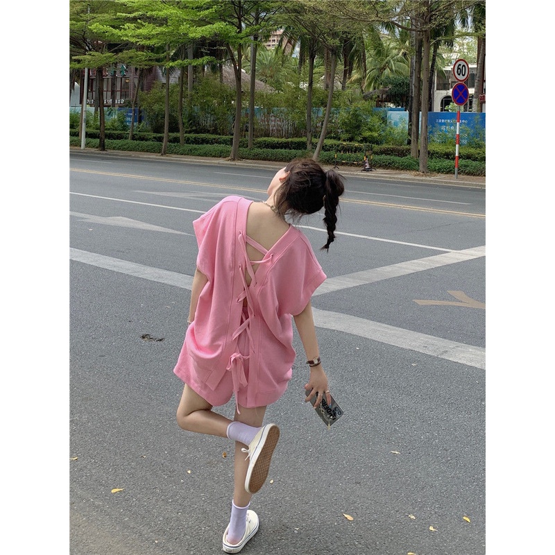 Set đồ hai món gồm áo cổ chữ V buộc dây sau lưng + quần short thời trang mùa hè 2022 cho nữ