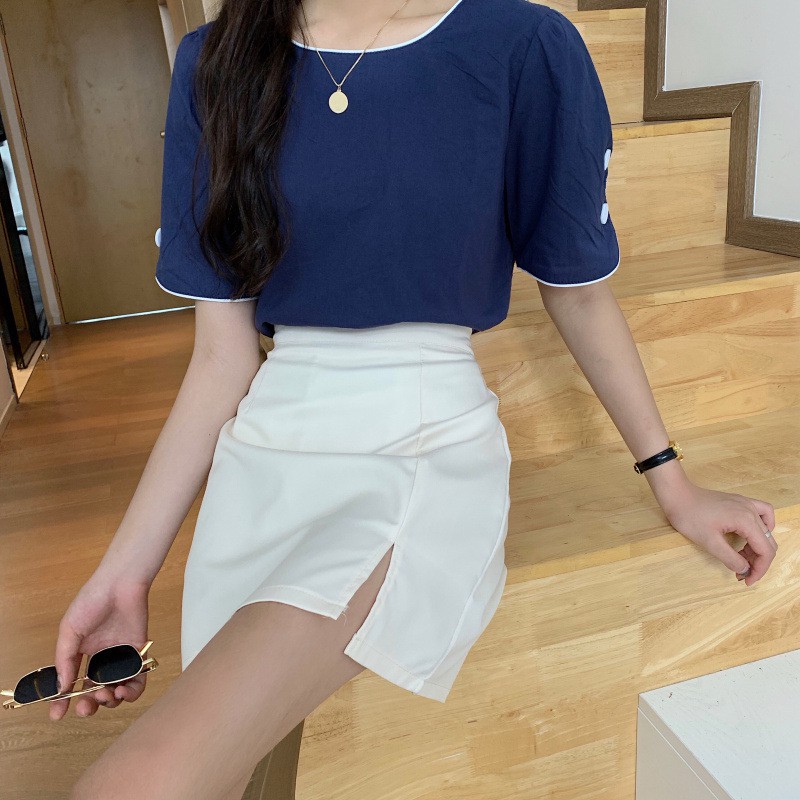 Váy chữ A ngắn xẻ trước màu trắng CRCAV16 | BigBuy360 - bigbuy360.vn