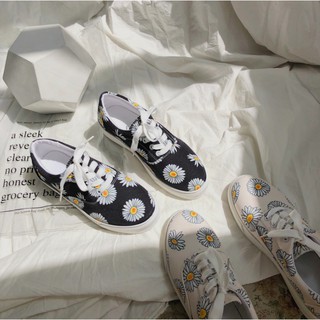 Giày ulzzang sneaker hoa cúc order siêu đẹp video hình thật