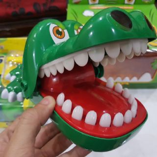 Khám răng cá sấu 2 hàm hình răng (Loại đặc biệt)