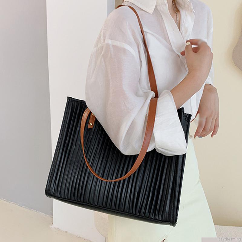 Túi đeo vai mềm mại sức chứa lớn phong cách thời trang độc đáo