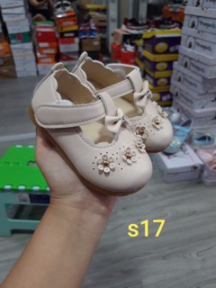 Giày bé gái đồng giá 120k
