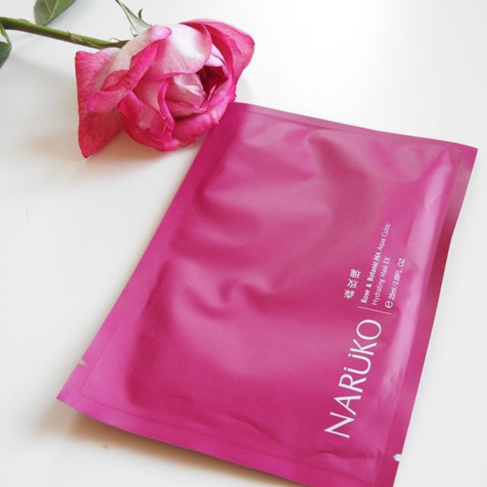 [Hàng Công Ty] Mặt Nạ Miếng Hoa Hồng Cấp Nước - NARUKO Rose &amp; Botanic HA Aqua Cubic Hydrating Mask 25ml