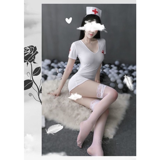Bộ cosplay cô y tá hở lưng quyến rũ