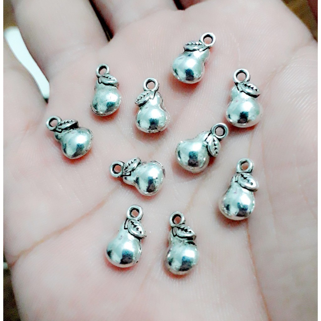 Charm sỉ : 50g = 23k ( 1 gói ) [ chuyên sỉ charm tại tphcm ]