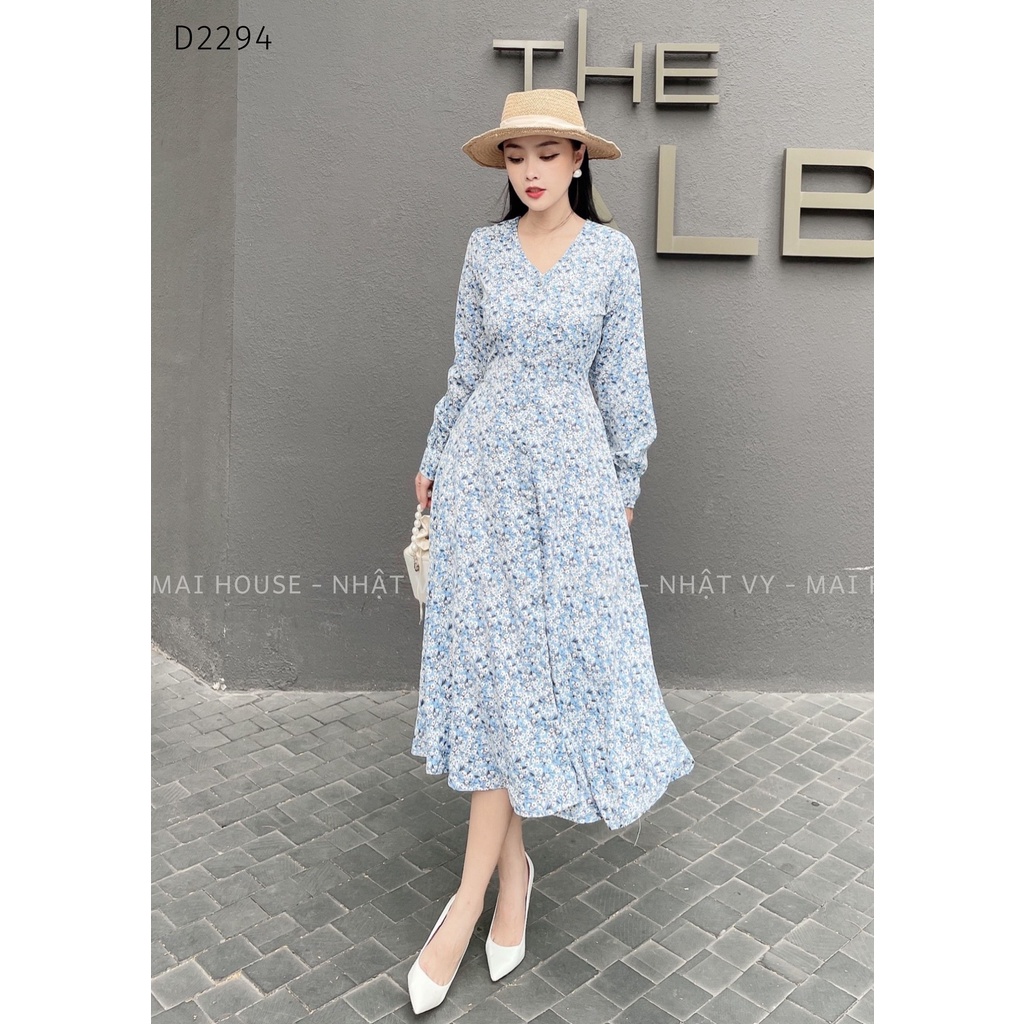 Đầm Đi Chơi NHẬT VY Hoa Cổ V Tay Dài Chiết Eo Đính Cúc Bọc Chất Mango Dáng Xoè Màu Xanh, Hồng - D2294