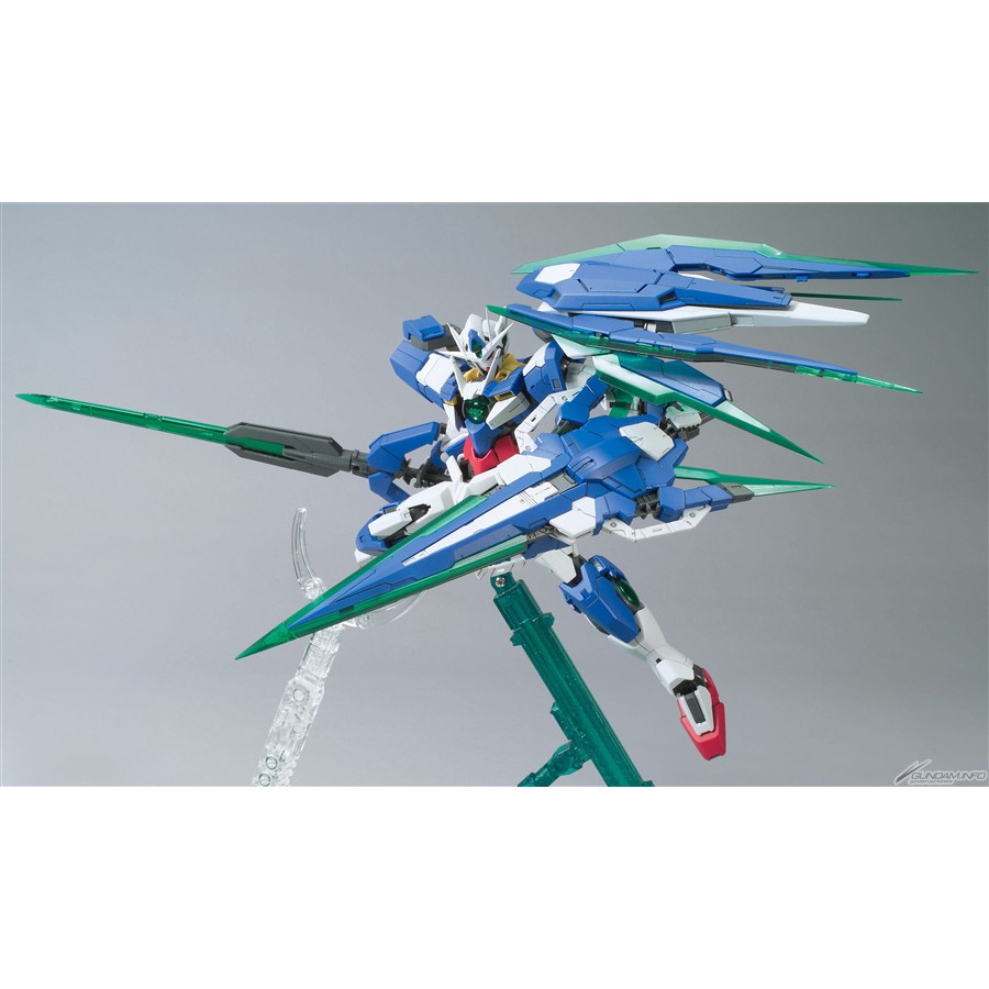 Mô Hình Lắp Ráp Gundam MG Qant Full Saber (tặng kèm base)