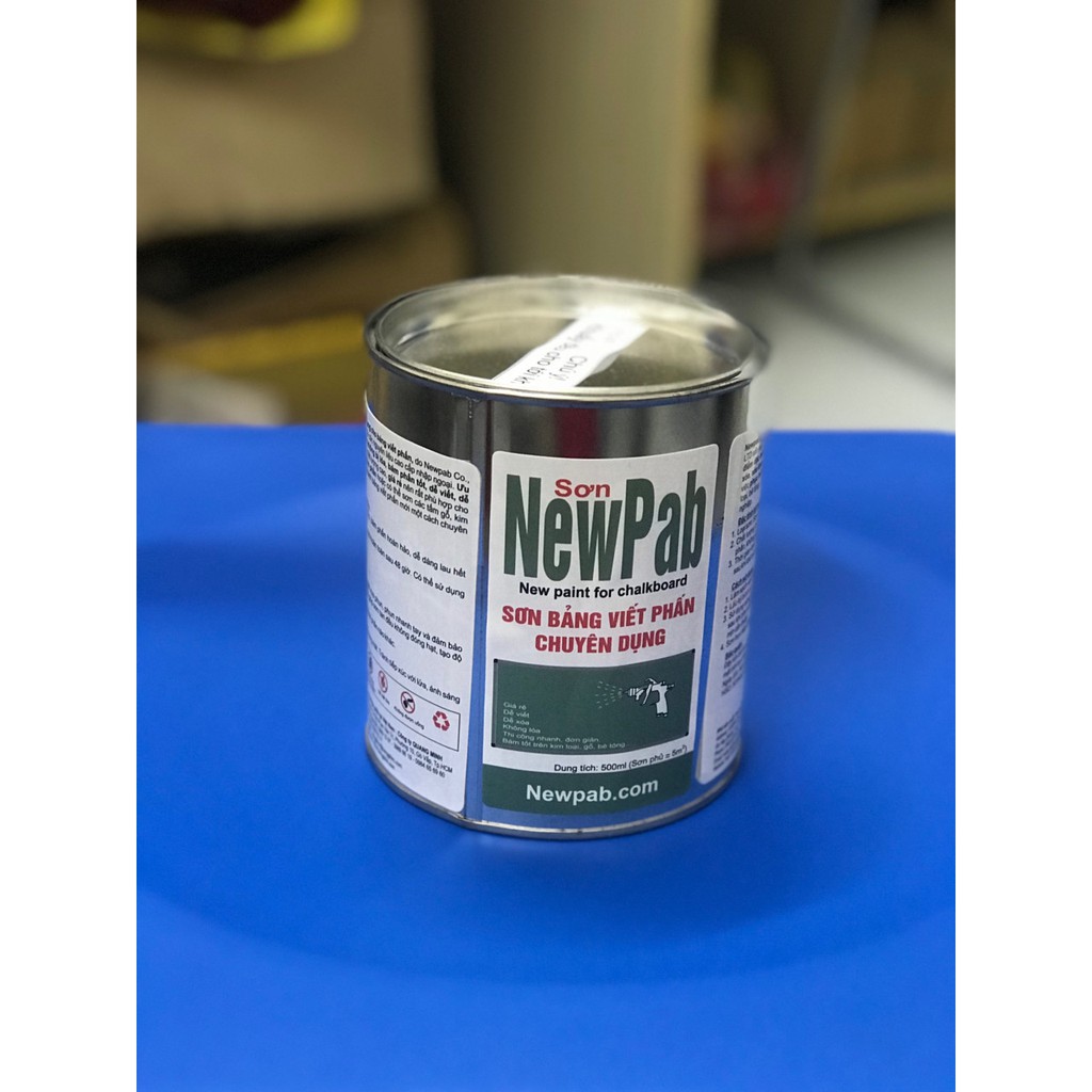 Sơn bảng viết phấn màu đen chuyên dụng cho bảng menu và bảng phấn trường học, viết tốt, lau dễ, ít lóa, bám phấn