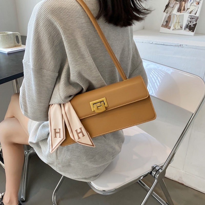 Túi đeo vai IELGY cứng phối khóa kèm khăn lụa thiết kế thời trang cho nữ