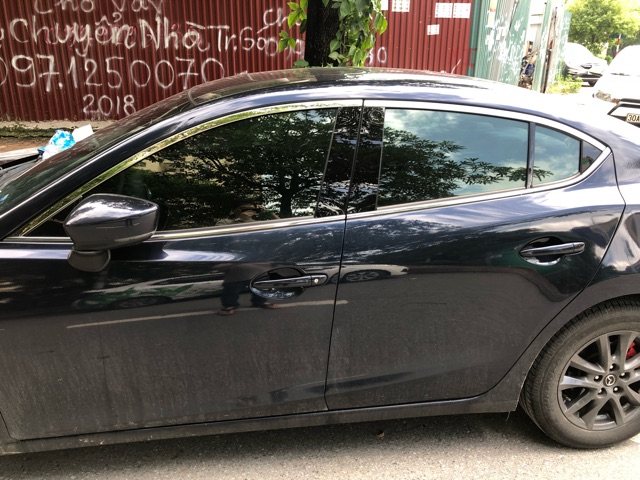 Viền cong kính dành cho xe mazda 3 all new và facelift | BigBuy360 - bigbuy360.vn