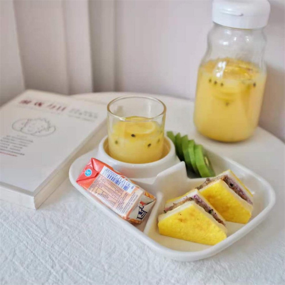 Đĩa đựng thức ăn/nước uống chia ngăn hình vuông/tròn thiết kế sáng tạo cho học sinh